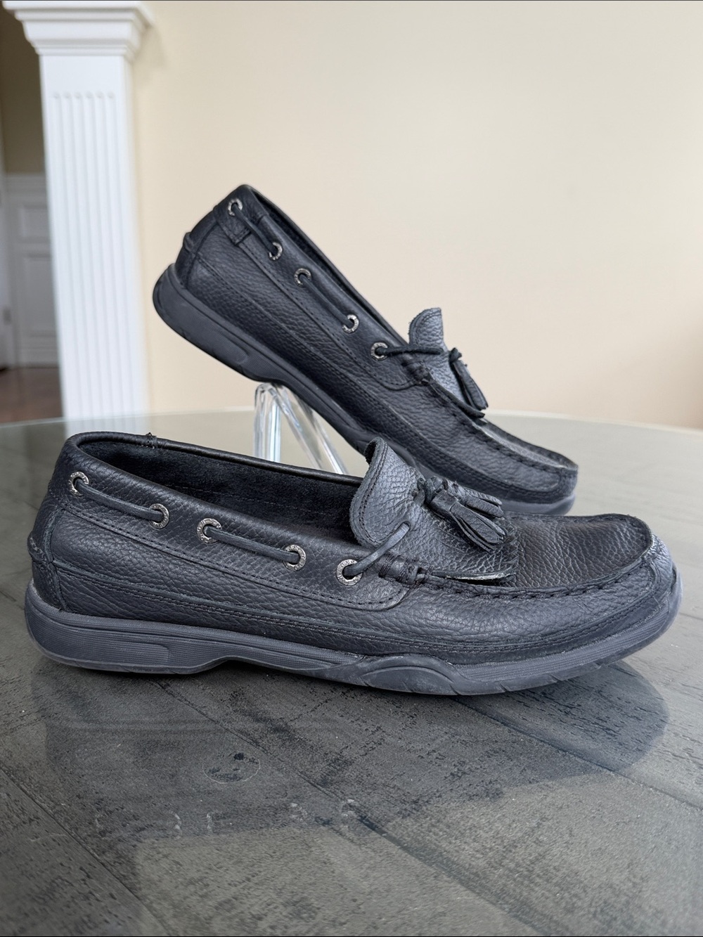 G.H. Bass & Co. Bass Clark Black Leather Tassel Moccasin Loafers. Men’s Size 7.5